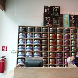 Mampara Anticontagios Colgante, fabricado con materiales de alta calidad. Somos una empresa que se adapta a las necesidades de sus clientes,