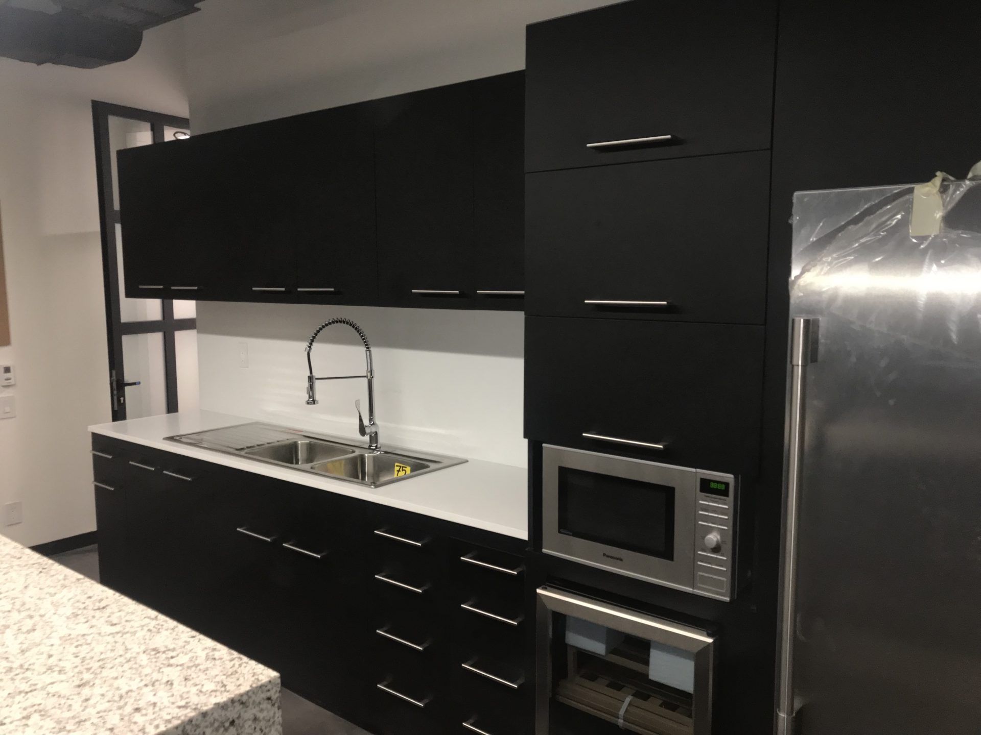 Cocina Gucci, fabricado con materiales de alta calidad. Somos una empresa que se adapta a las necesidades de sus clientes, en proyectos de...